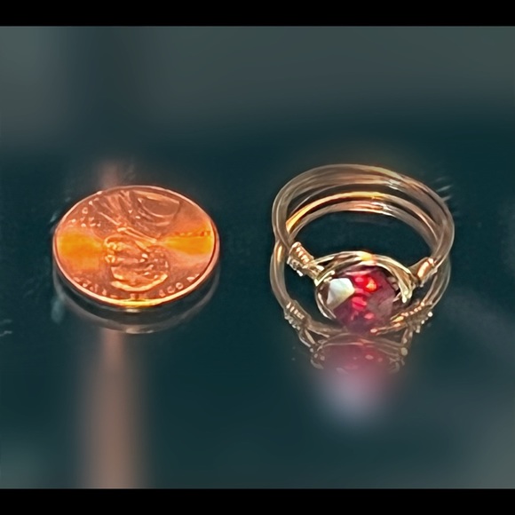 RED AND GOLD RING! - Picture 2 of 2